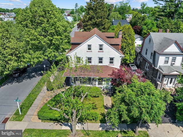 aerial view of property and surrounding area