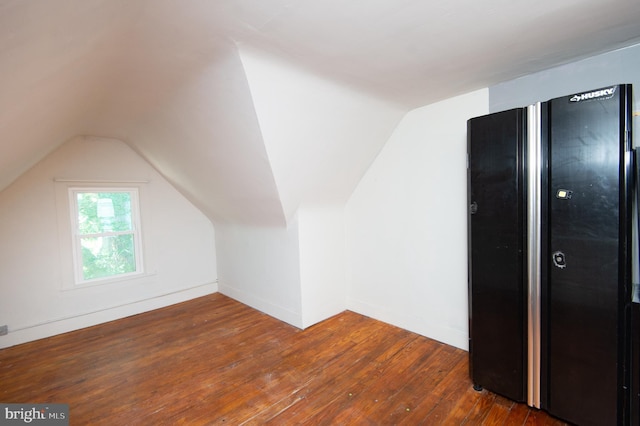 116 Oakley St, Cambridge, MD 21613 - bonus room with hardwood / wood-style floors and lofted ceiling