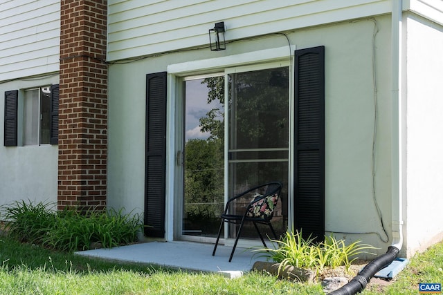 view of exterior entry