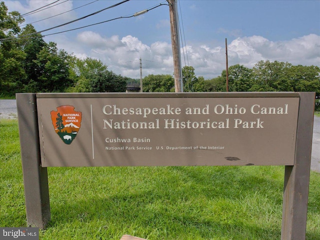 13324 John Martin Dr, Williamsport, MD 21795 - view of community sign