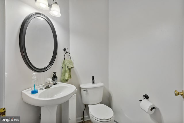 5533 Westcott Cir, Frederick, MD 21703 - half bath featuring toilet