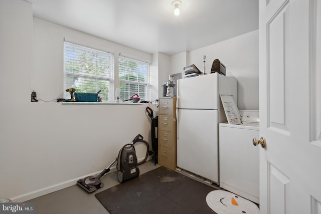 5533 Westcott Cir, Frederick, MD 21703 - exercise room featuring washer / dryer