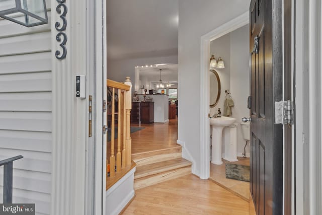 5533 Westcott Cir, Frederick, MD 21703 - entrance to property with a sink