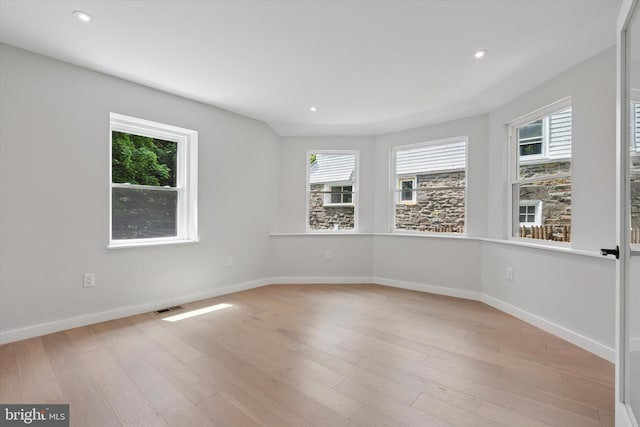 160 Union Ave, Bala Cynwyd, PA 19004 - empty room featuring plenty of natural light, light wood finished floors, baseboards, and recessed lighting