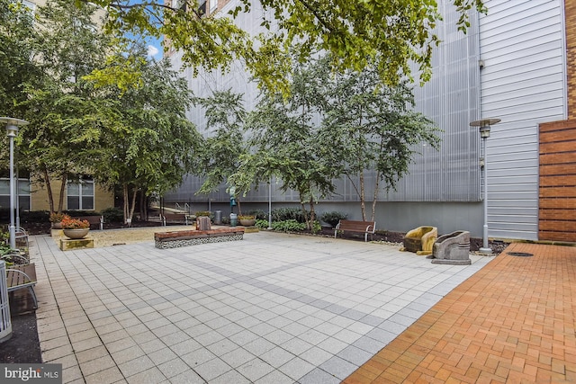 1201 E E W Hwy Unit 208, Silver Spring, MD 20910 - view of patio
