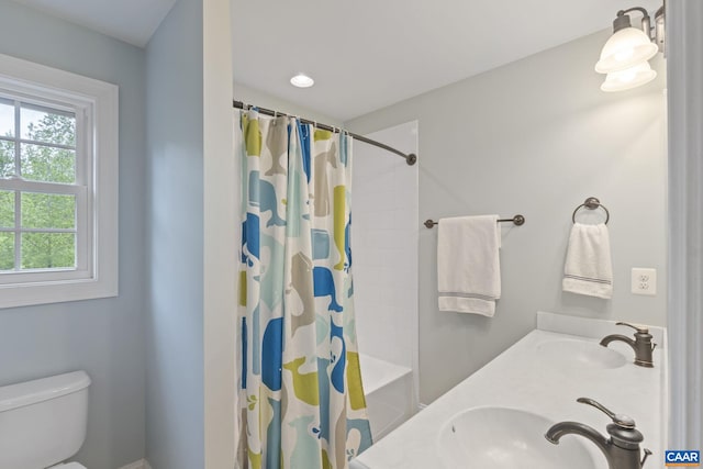 125 Highland Cir, Zion Crossroads, VA 22942 - bathroom with a sink, double vanity, toilet, and shower / bath combination with curtain