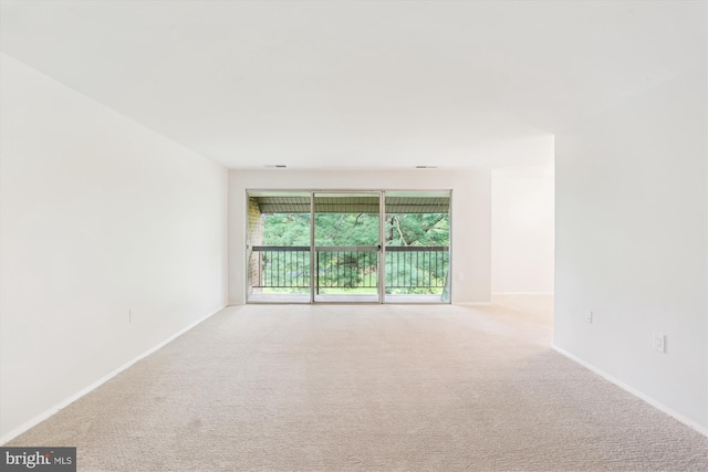 18707 Walkers Choice Rd Unit 6, Gaithersburg, MD 20886 - carpeted spare room with baseboards