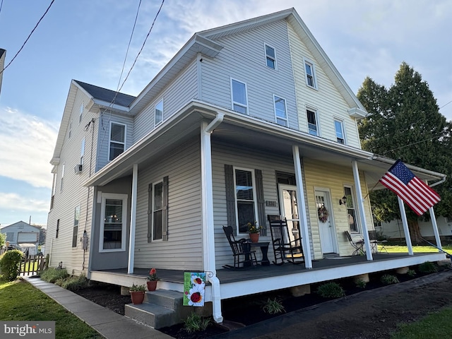 view of front of house featuring covered porch