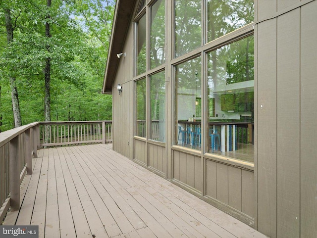 106 Monacan Trl, Hedgesville, WV 25427 - view of deck