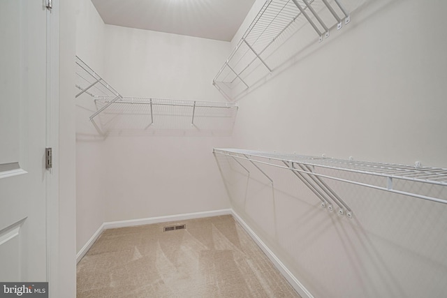 14762 Bell Tower Rd, Woodbridge, VA 22193 - spacious closet featuring light carpet