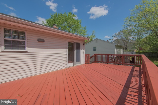 5941 Plumwood Ln, Woodbridge, VA 22193 - wooden terrace featuring fence