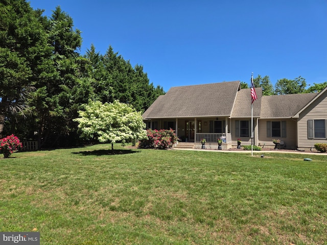 105 Woodview Dr, Harrington, DE 19952 - view of front of property with a front lawn and covered porch