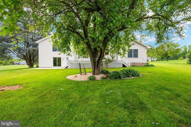 4211 Springview, Jefferson, MD 21755 - view of grassy yard with stairs