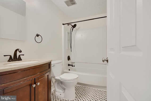 8838 Cross Country Pl, Gaithersburg, MD 20879 - bathroom featuring vanity, toilet, a textured ceiling, and shower / bathtub combination