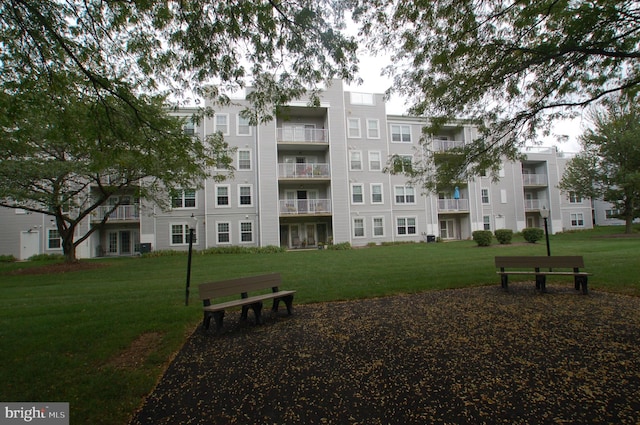 3201 Centennial Sta, Warminster, PA 18974 - view of property's community featuring a yard