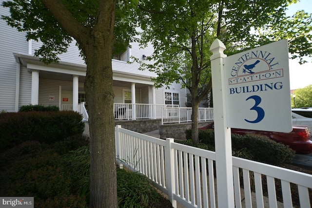 3201 Centennial Sta, Warminster, PA 18974 - exterior view of fence