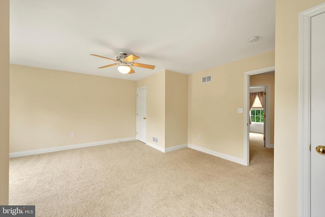 488 Seedling Ct, Mechanicsburg, PA 17055 - unfurnished room with ceiling fan, light colored carpet, baseboards, and a smoke detector