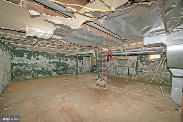view of unfinished basement