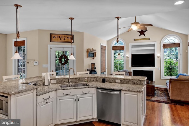 14535 Honeysuckle, Issue, MD 20645 - kitchen with stainless steel appliances, a sink, open floor plan, a ceiling fan, and dark wood finished floors