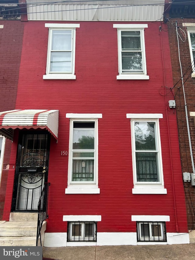 view of townhome / multi-family property