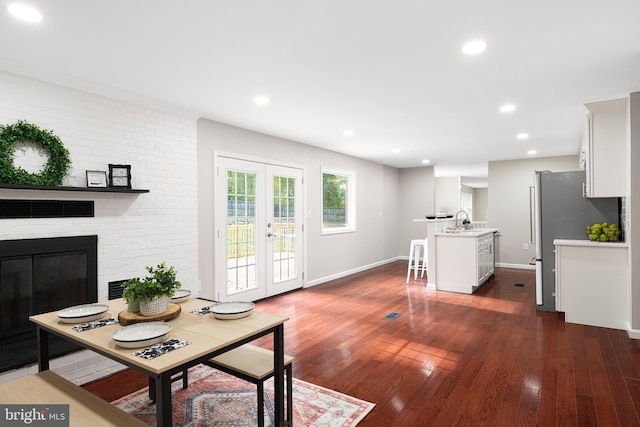 194 Black Cub Run Ln, Harpers Ferry, WV 25425 - living room featuring dark wood-type flooring, baseboards, and recessed lighting