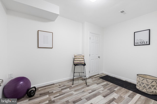 194 Black Cub Run Ln, Harpers Ferry, WV 25425 - exercise room featuring wood finished floors and baseboards