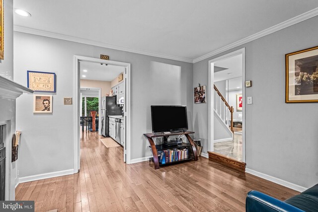 352 Paoli Woods Dr, Paoli, PA 19301 - living room featuring stairway, light wood-style flooring, ornamental molding, baseboards, and recessed lighting