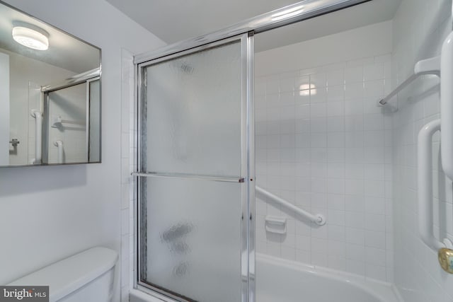 10300 Bushman Dr Unit 209, Oakton, VA 22124 - full bathroom with shower / bath combination with glass door and toilet