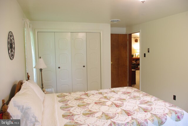 13920 Heavenly Acres Rdg, Hancock, MD 21750 - bedroom featuring a closet