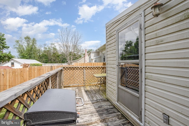 108 Fairfield St, Newville, PA 17241 - deck featuring fence