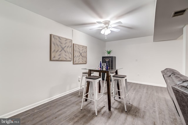 20932 Cox Mills Ct, Ashburn, VA 20147 - dining area featuring wood finished floors and ceiling fan