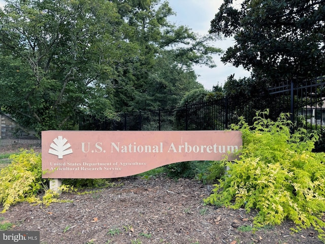 1716 M St NE, Washington, DC 20002 - community / neighborhood sign featuring fence