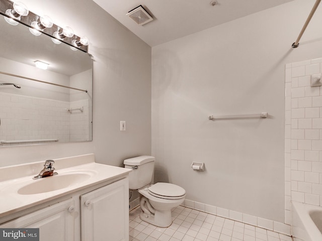 12111 Tullamore Ct Unit 101, Lutherville Timonium, MD 21093 - full bathroom featuring tile patterned flooring, toilet, vanity, tub / shower combination, and baseboards