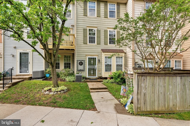 14648 Wexhall Ter Unit 1-4, Burtonsville, MD 20866 - townhome / multi-family property featuring a balcony