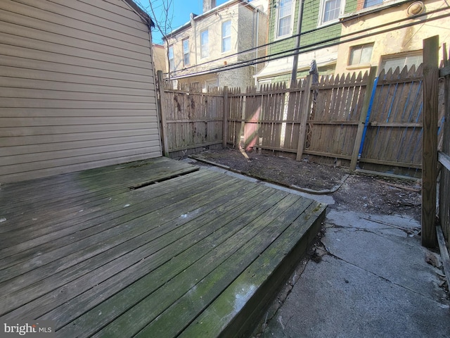deck featuring fence