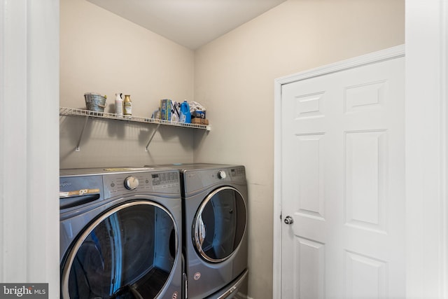 27 Avalon Rd, Pennington, NJ 08534 - laundry area featuring independent washer and dryer