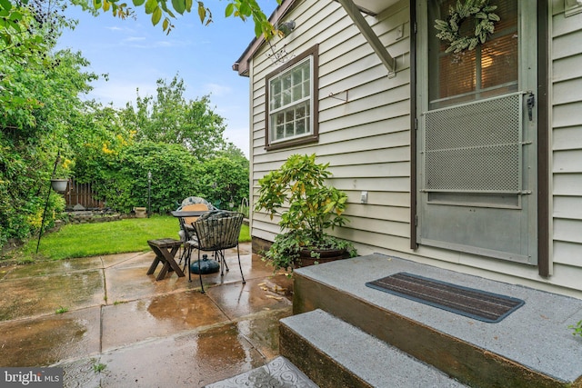 1517 Margaret St, Woodbridge, VA 22191 - view of patio with fence