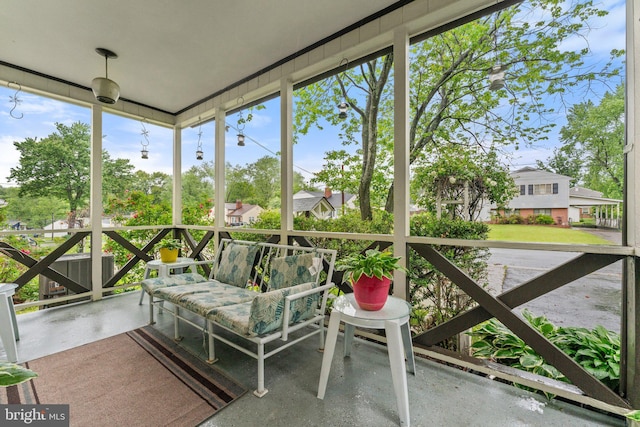 1517 Margaret St, Woodbridge, VA 22191 - view of sunroom / solarium