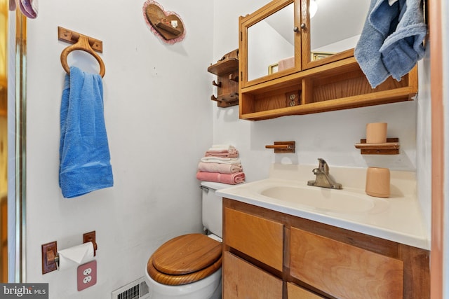 1517 Margaret St, Woodbridge, VA 22191 - bathroom with toilet and vanity
