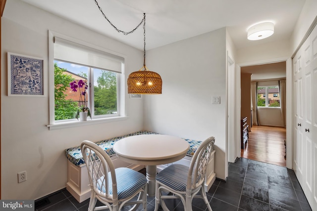 16 Lacosta Ct, Towson, MD 21204 - dining room with baseboards