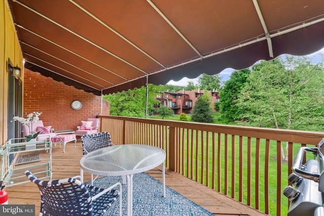 16 Lacosta Ct, Towson, MD 21204 - wooden terrace with a lawn