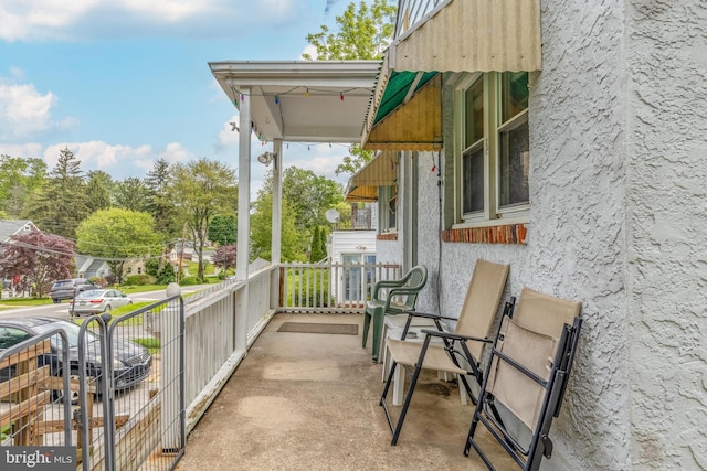 23 N Line Rd, Newtown Square, PA 19073 - view of covered porch