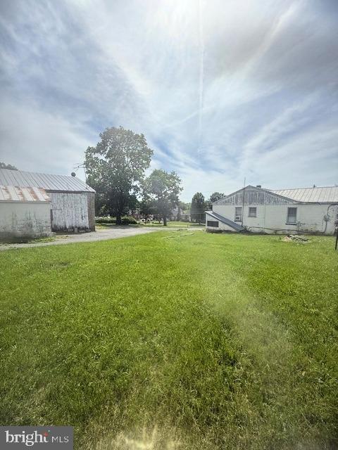 110 N Main St, Union Bridge, MD 21791 - view of grassy yard