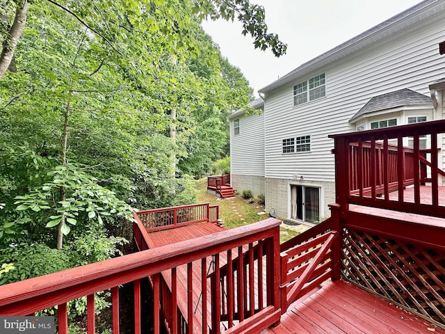7265 Latham Ct, Hughesville, MD 20637 - view of wooden deck