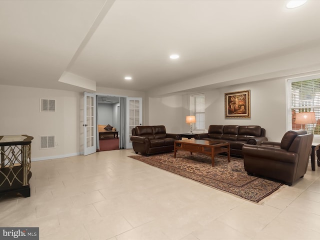 8484 Oak Run Way, Ellicott City, MD 21043 - living room featuring recessed lighting and baseboards