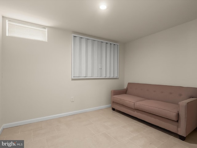 8484 Oak Run Way, Ellicott City, MD 21043 - sitting room with baseboards