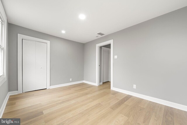 97 Church St, Thorofare, NJ 08086 - unfurnished bedroom featuring baseboards, light wood-type flooring, recessed lighting, and a closet