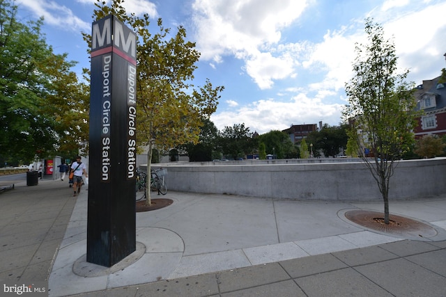 1702 Seaton St NW, Washington, DC 20009 - exterior space
