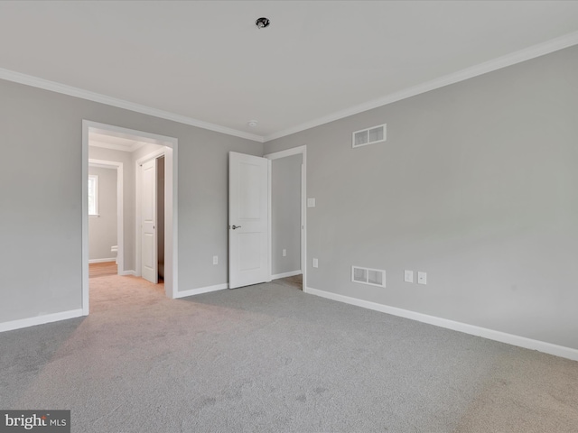 864 Wynonah Dr, Auburn, PA 17922 - carpeted empty room featuring ornamental molding and baseboards