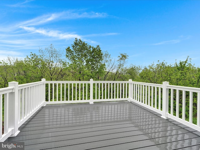 864 Wynonah Dr, Auburn, PA 17922 - view of wooden deck